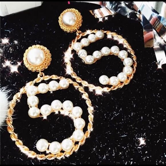 Hoop earrings   - Picture 1 of 3